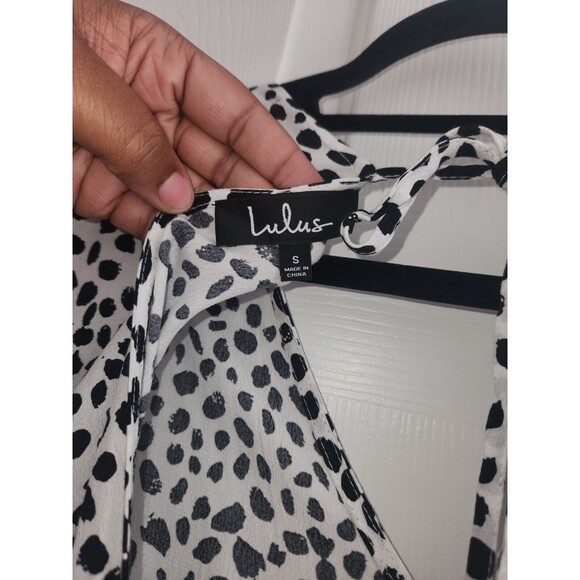 Lulu’s Women’s Romper S Black White Hottie Dotty Polka Dot Cap Sleeve Pockets - Picture 5 of 6